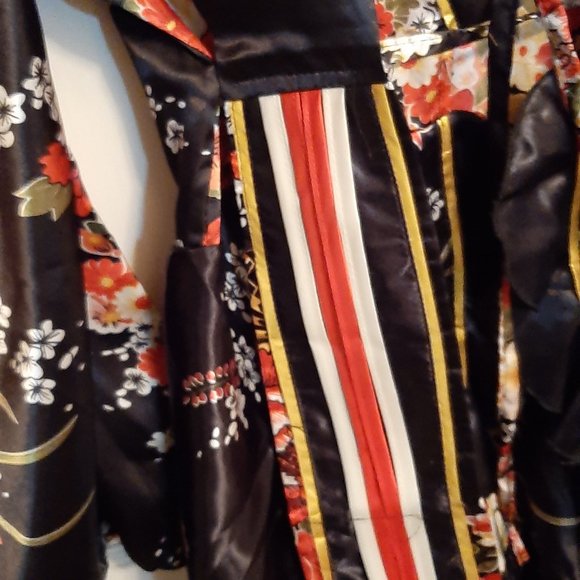 Women's Kimono(no accessories) - Picture 5 of 6